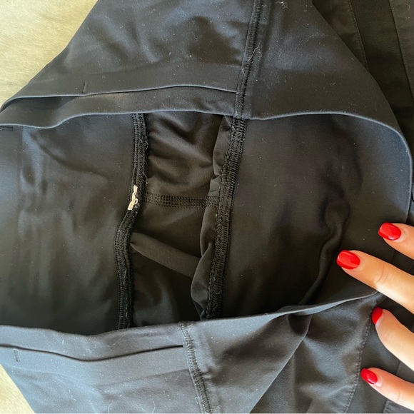 Lululemon black shorts 4 - Picture 3 of 5